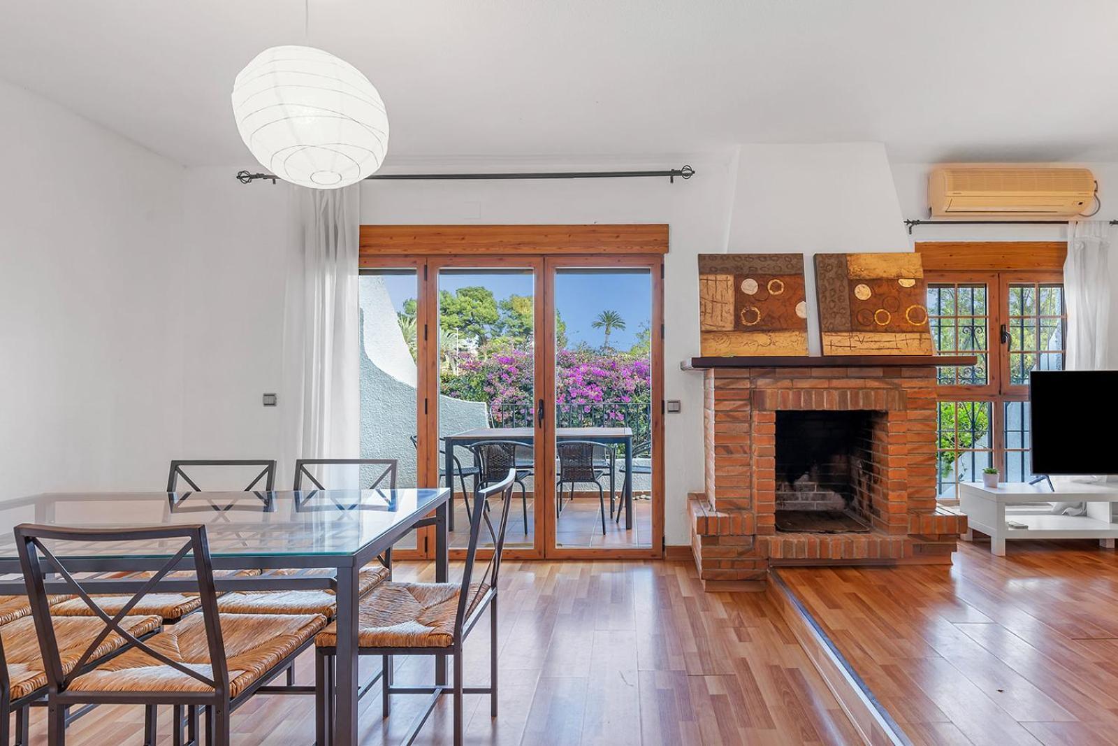 Amazing Bungalow With Ac And Private Pool - Reformado Febrero 2025 El Campello Exterior photo